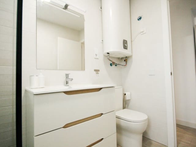 Finca/Casa Rural de 2 habitaciones en Cártama en alquiler - 900 € (Ref: 9518983)