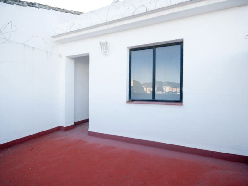 6 camera da letto Appartamento in vendita in Coin - 330.000 € (Rif: 9604841)