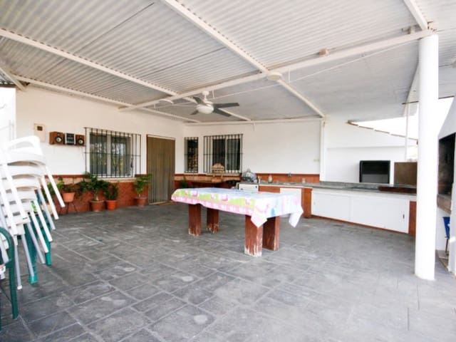 3 sovrum Finca/Hus på landet till salu i Coín - 289 000 € (Ref: 9651872)