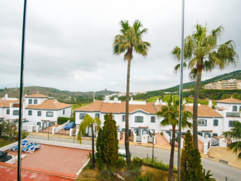 3 bedroom Flat for sale in Alhaurin Golf with garage - € 299,500 (Ref: 9651873)