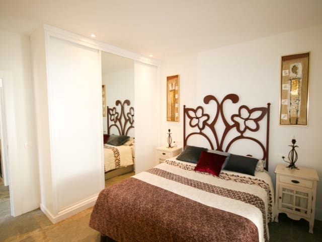 Finca/Maison de Campagne de 2 chambres à louer à Guaro - 1 500 € (Ref: 9656018)