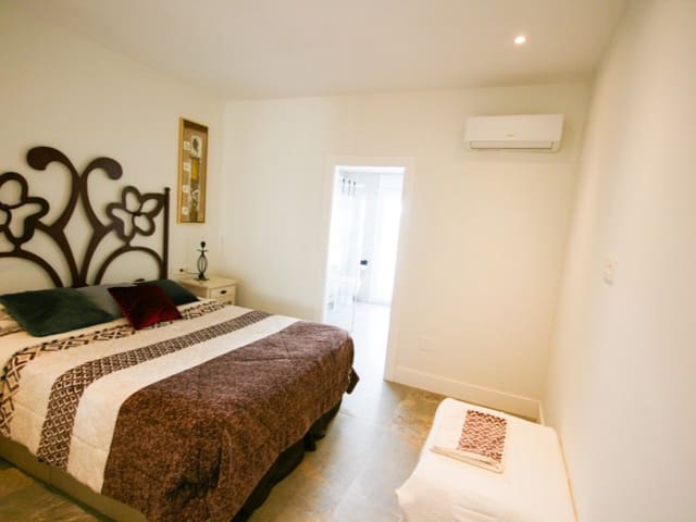 Finca/Maison de Campagne de 2 chambres à louer à Guaro - 1 500 € (Ref: 9656018)