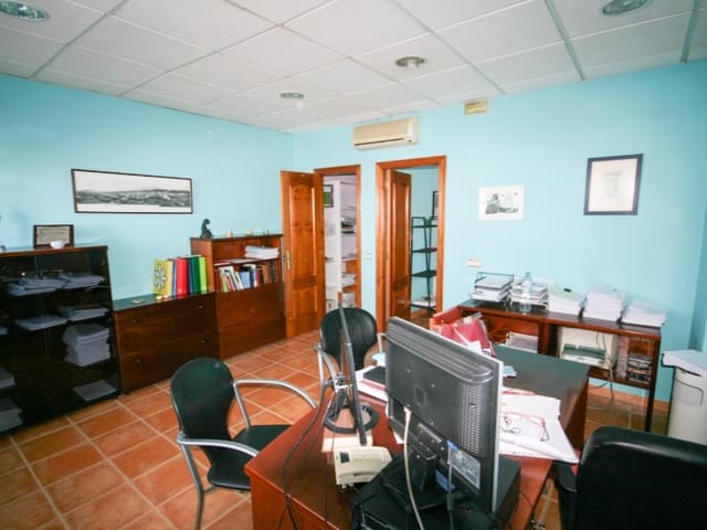 Kontor til salgs i Coín - € 110 000 (Ref: 9679669)