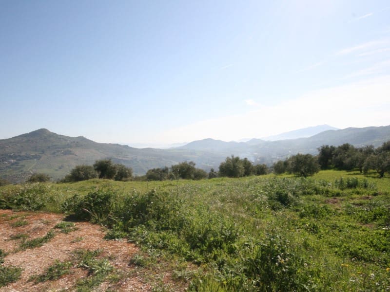 3 slaapkamer Finca/Landhuis te koop in Tolox - € 165.000 (Ref: 9738383)