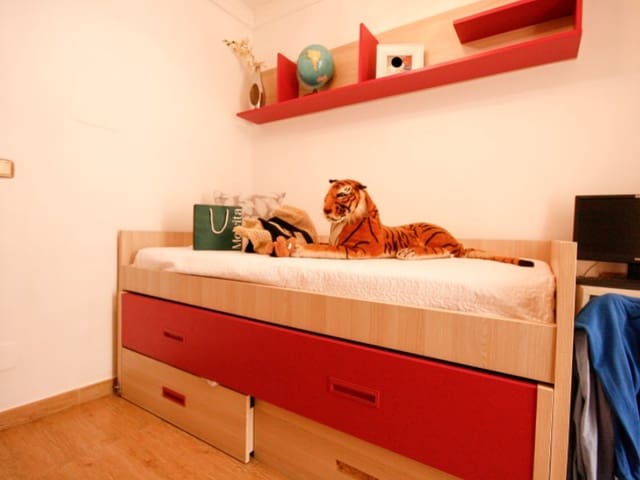 2 Zimmer Wohnung zu verkaufen in Coín - 195.000 € (Ref: 9806297)