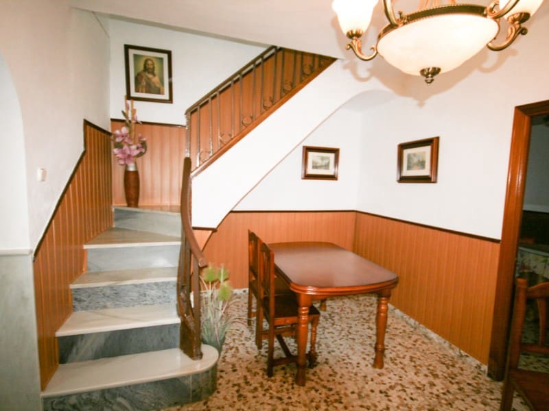 4 slaapkamer Huis te koop in Coin - € 235.000 (Ref: 9807861)