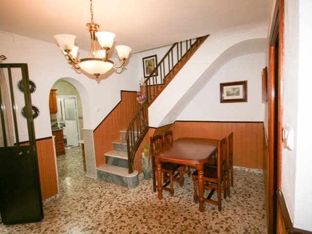 4 slaapkamer Huis te koop in Coín - € 235.000 (Ref: 9807861)