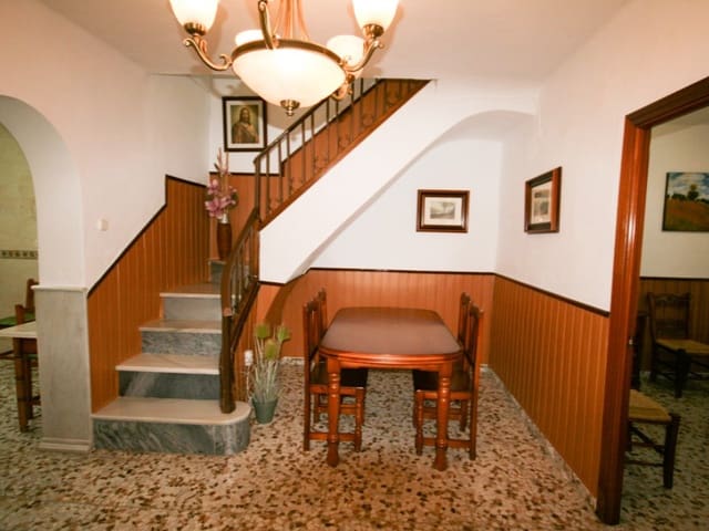 4 slaapkamer Huis te koop in Coín - € 235.000 (Ref: 9807861)