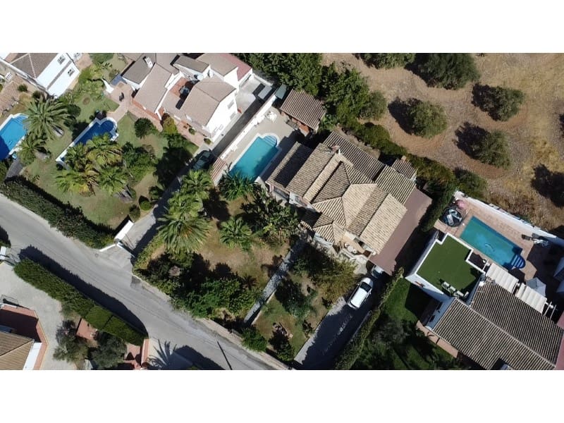 4 slaapkamer Villa te koop in Alhaurin el Grande - € 695.000 (Ref: 9859700)