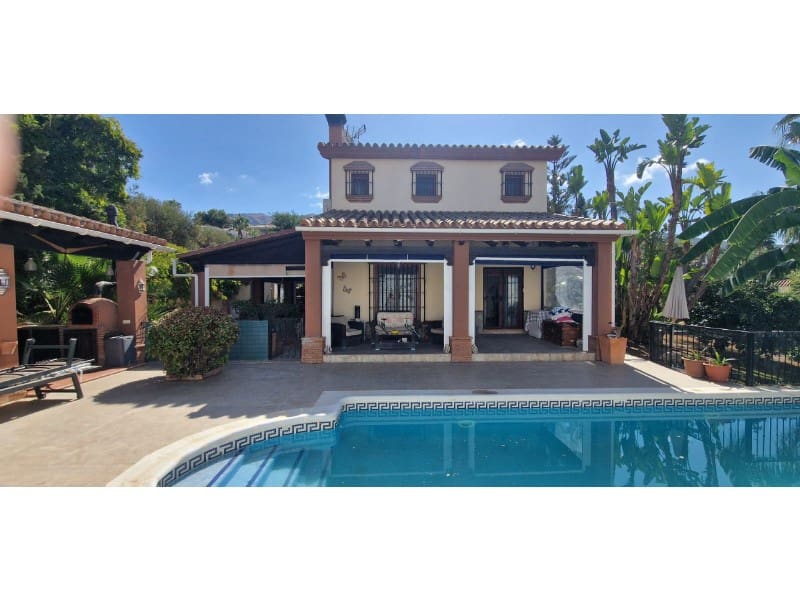 4 slaapkamer Villa te koop in Alhaurin el Grande - € 695.000 (Ref: 9859700)