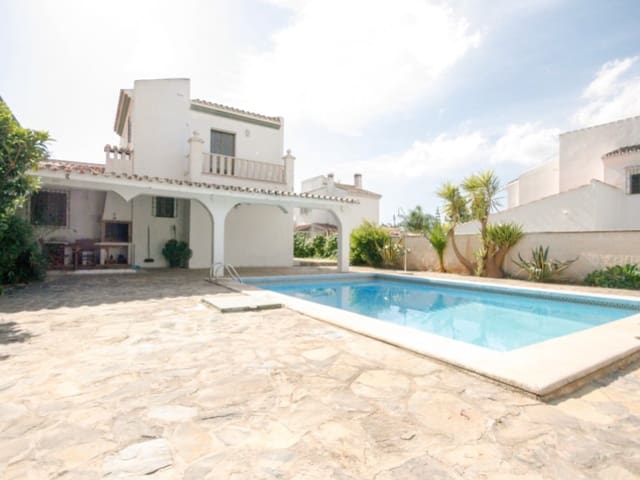 Chalet de 4 habitaciones en Coín en venta - 463.500 € (Ref: 9859701)