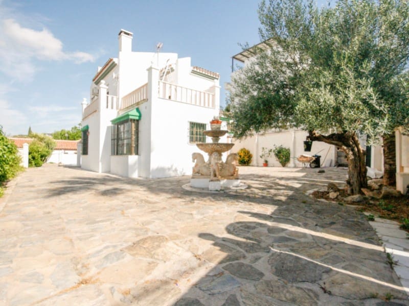 4 bedroom Villa for sale in Coin - € 463,500 (Ref: 9859701)