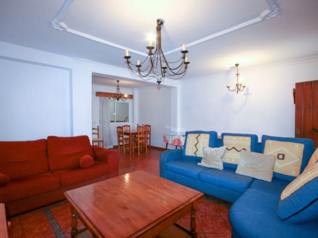 3 bedroom Townhouse for rent in Coín with garage - € 850 (Ref: 9864989)