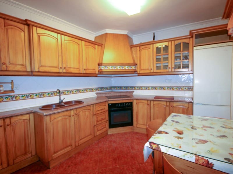 3 bedroom Townhouse for rent in Coin with garage - € 850 (Ref: 9864989)