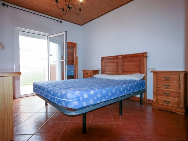 3 bedroom Townhouse for rent in Coín with garage - € 850 (Ref: 9864989)