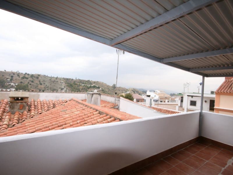 3 bedroom Townhouse for rent in Coin with garage - € 850 (Ref: 9864989)