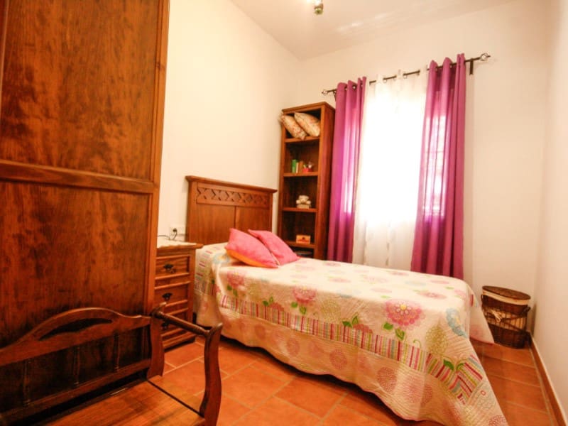 3 bedroom Finca/Country House for rent in Coin with pool garage - € 1,800 (Ref: 9889999)