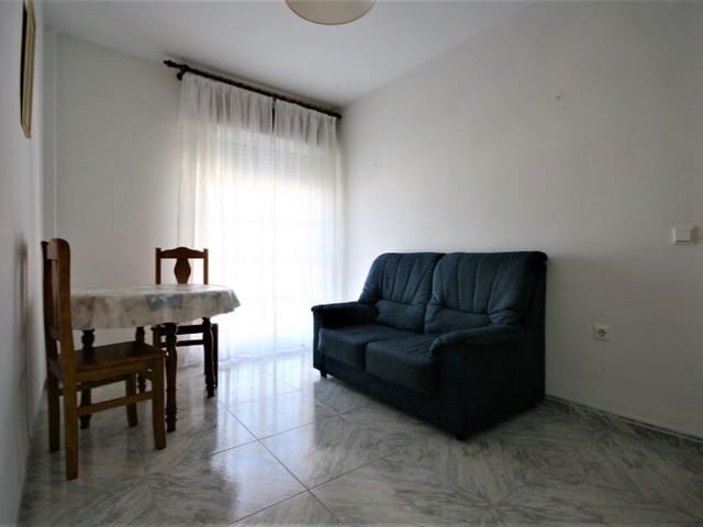 4 Zimmer Wohnung zu vermieten in Coín - 1.000 € (Ref: 9945354)