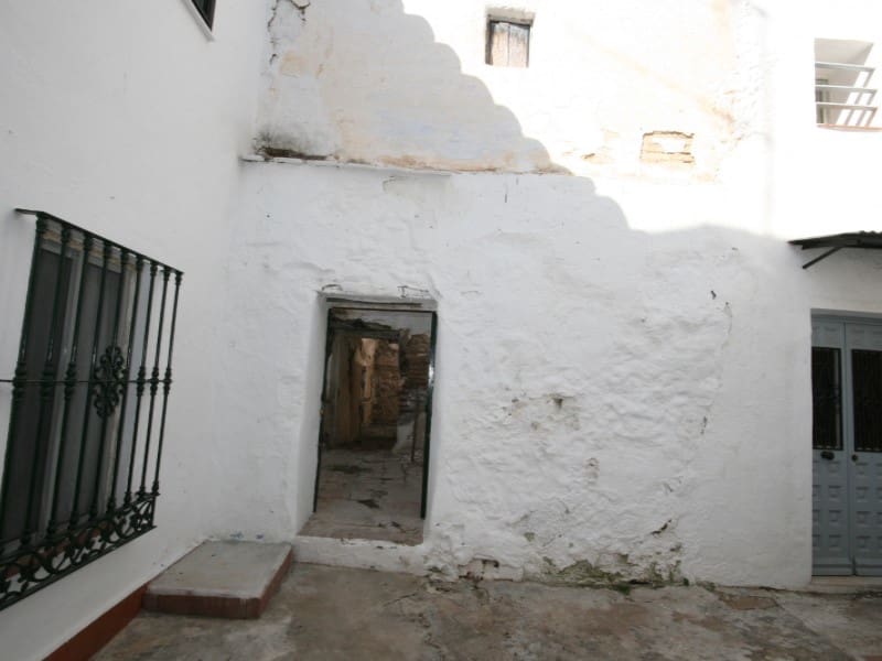 Ruine à vendre à Coin - 35 000 € (Ref: 9962316)
