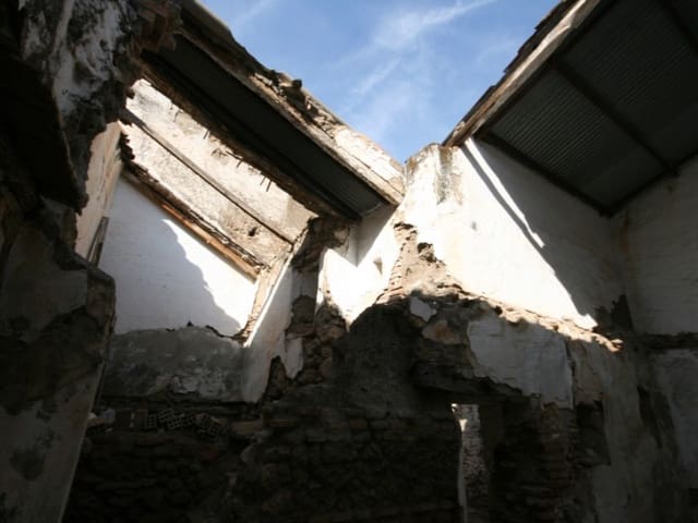 Ruine à vendre à Coín - 35 000 € (Ref: 9962316)