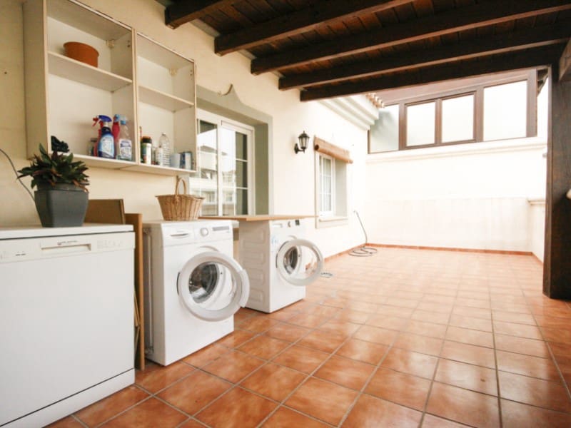2 slaapkamer Penthouse te koop in Coin met garage - € 278.000 (Ref: 9999555)