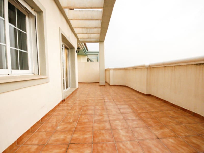 2 slaapkamer Penthouse te koop in Coin met garage - € 278.000 (Ref: 9999555)