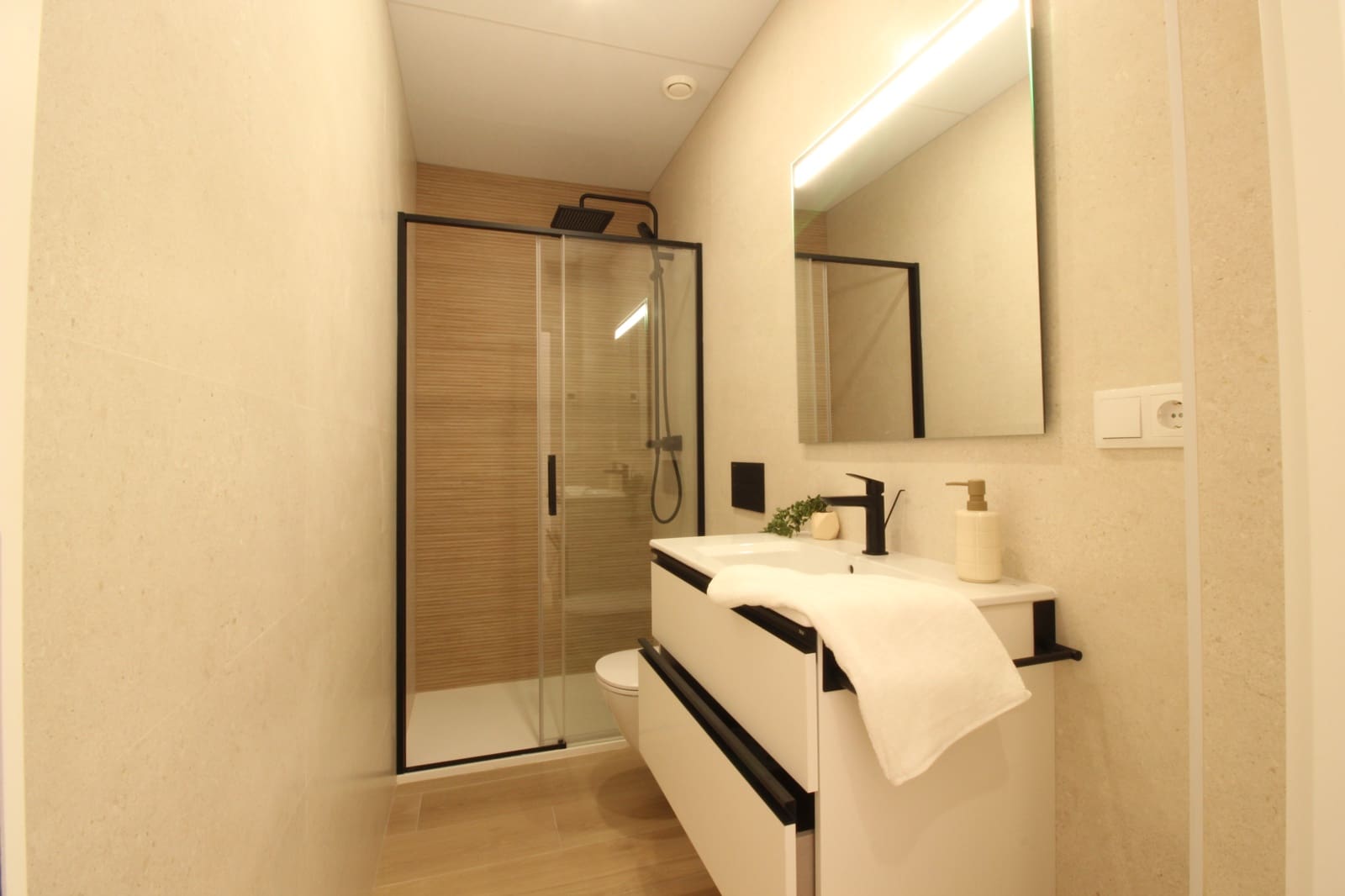 3 soveværelse Lejlighed til salg i Guardamar del Segura - € 269.500 (Ref: 8437473)