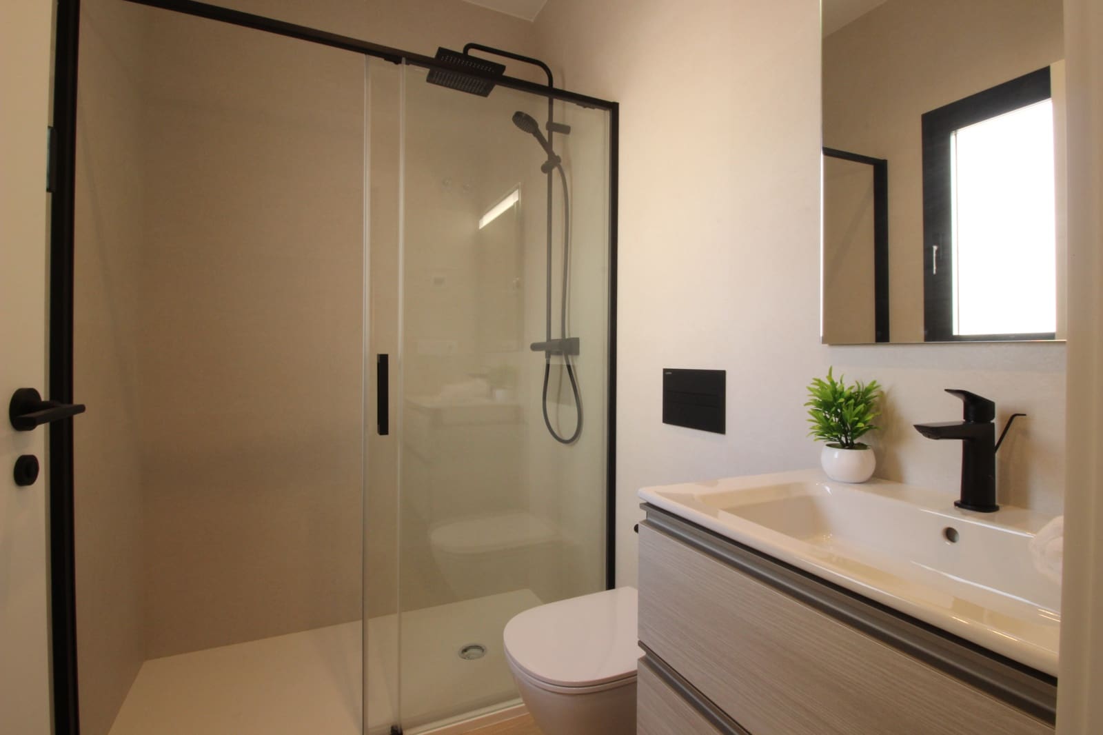 3 soveværelse Lejlighed til salg i Guardamar del Segura - € 269.500 (Ref: 8437473)