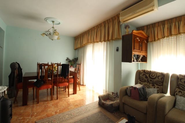 3 makuuhuone Huoneisto myytävänä paikassa Zona Pueblo, Guardamar del Segura - 126 000 € (Ref: 8988856)