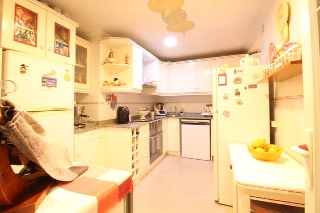 3 makuuhuone Huoneisto myytävänä paikassa Zona Pueblo, Guardamar del Segura - 126 000 € (Ref: 8988856)