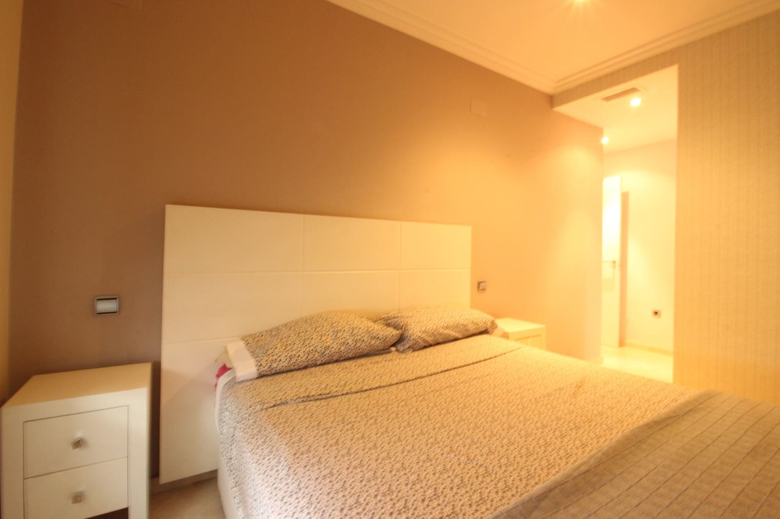 3 sypialnia Apartament na sprzedaż w Elche / Elx z basenem garażem - 250 000 € (Ref: 8992797)