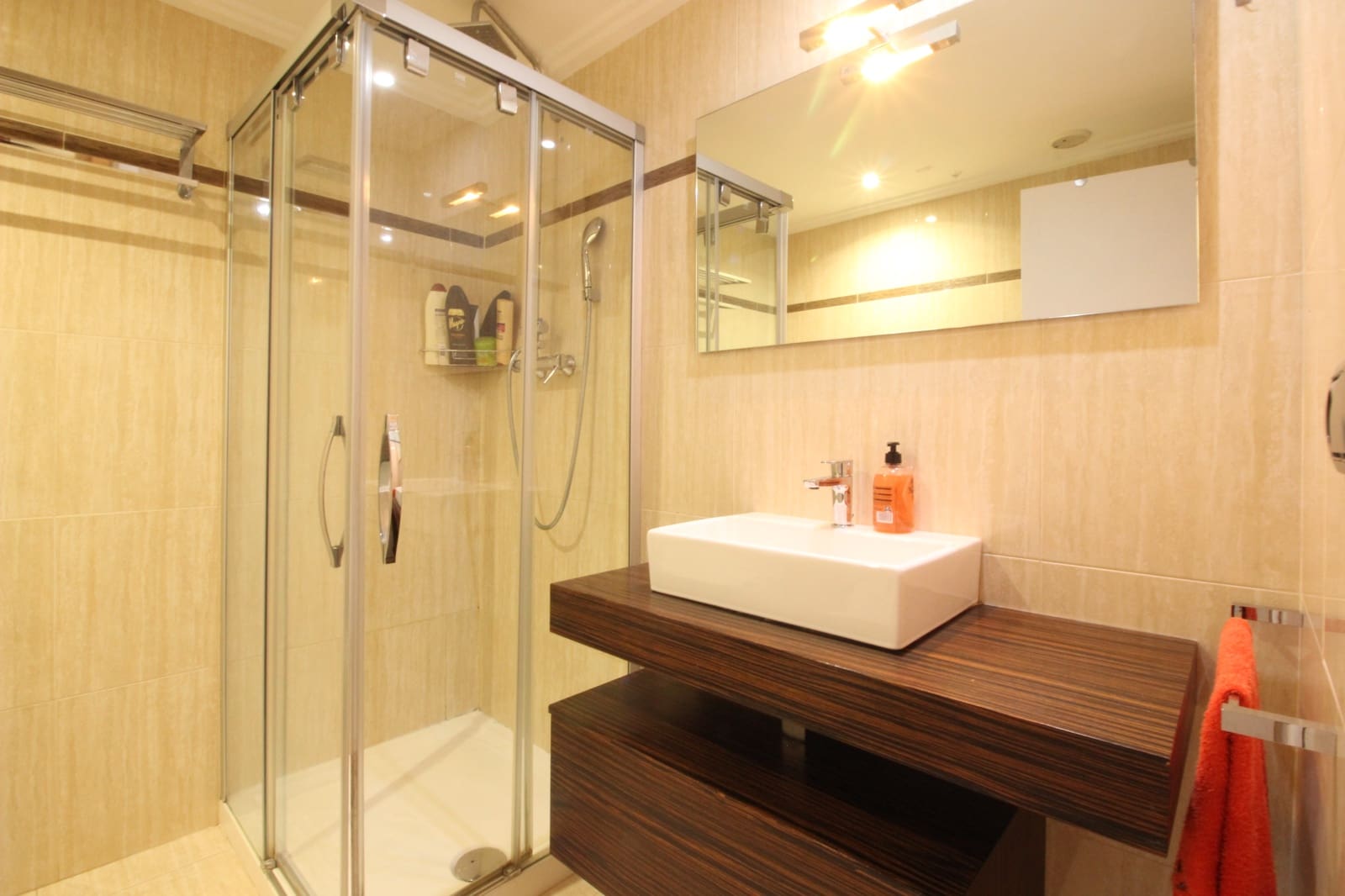 3 sypialnia Apartament na sprzedaż w Elche / Elx z basenem garażem - 250 000 € (Ref: 8992797)