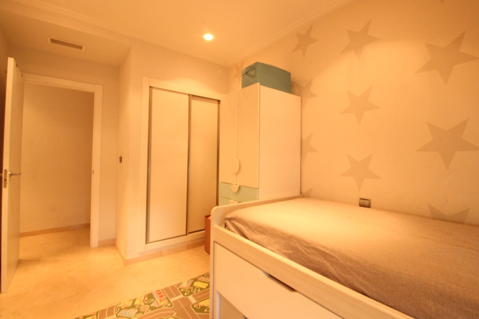 3 sypialnia Apartament na sprzedaż w Elche / Elx z basenem garażem - 250 000 € (Ref: 8992797)