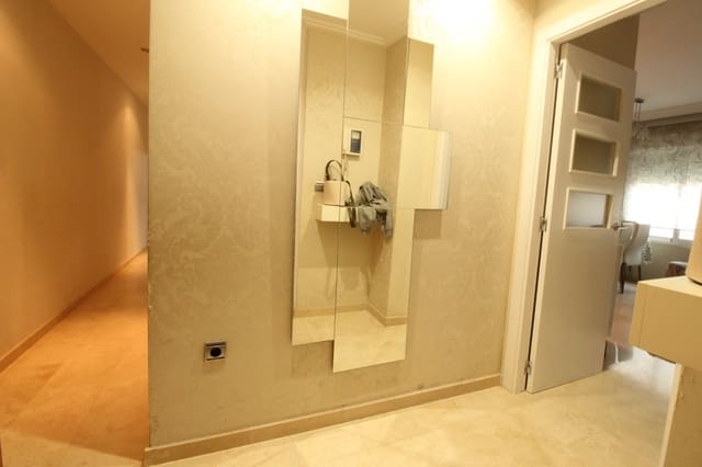 3 chambre Appartement à vendre à El Travaló - Martínez Valero, Elche / Elx avec piscine garage - 250 000 € (Ref: 8992797)