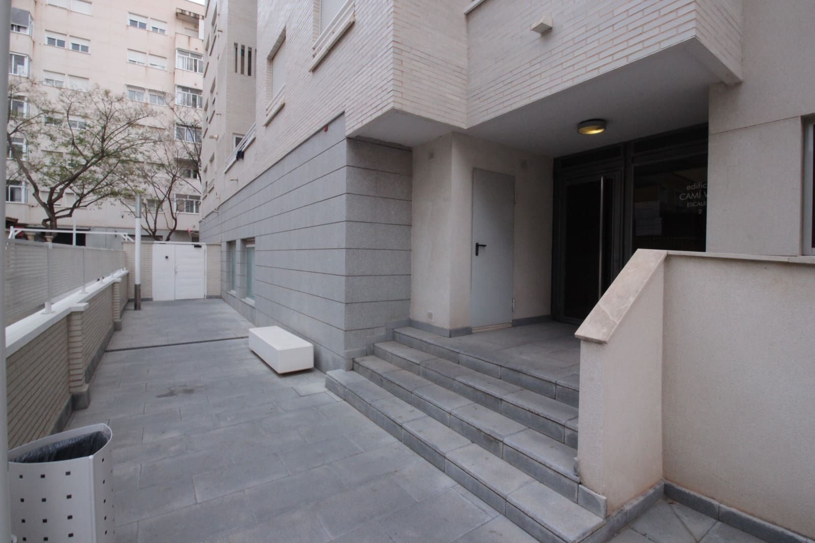 3 sypialnia Apartament na sprzedaż w Elche / Elx z basenem garażem - 250 000 € (Ref: 8992797)