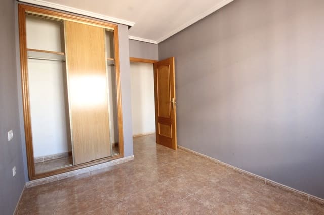 2 soverom Leilighet til salgs i Zona Pueblo, Guardamar del Segura - € 115 000 (Ref: 8992866)