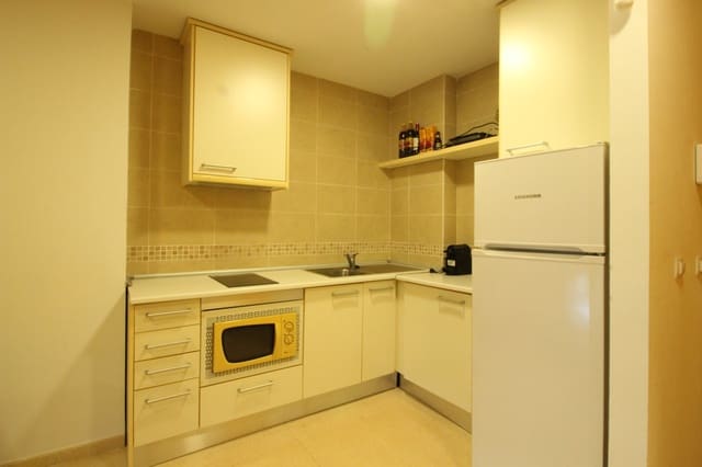 1 soverom Leilighet til salgs i Puerto Deportivo, Guardamar del Segura med svømmebasseng garasje - € 95 000 (Ref: 9645851)