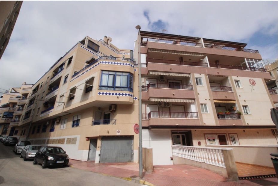 2 quarto Apartamento para venda em Guardamar del Segura com piscina garagem - 135 000 € (Ref: 9652490)