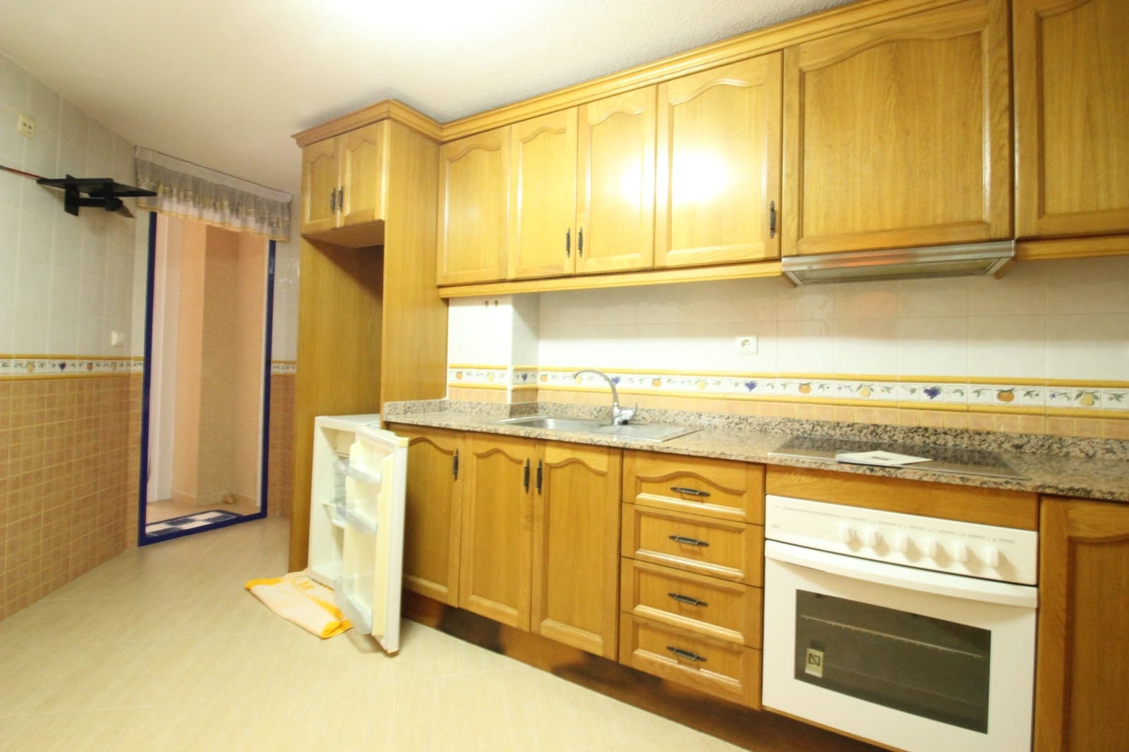 2 quarto Apartamento para venda em Guardamar del Segura com piscina garagem - 135 000 € (Ref: 9652490)