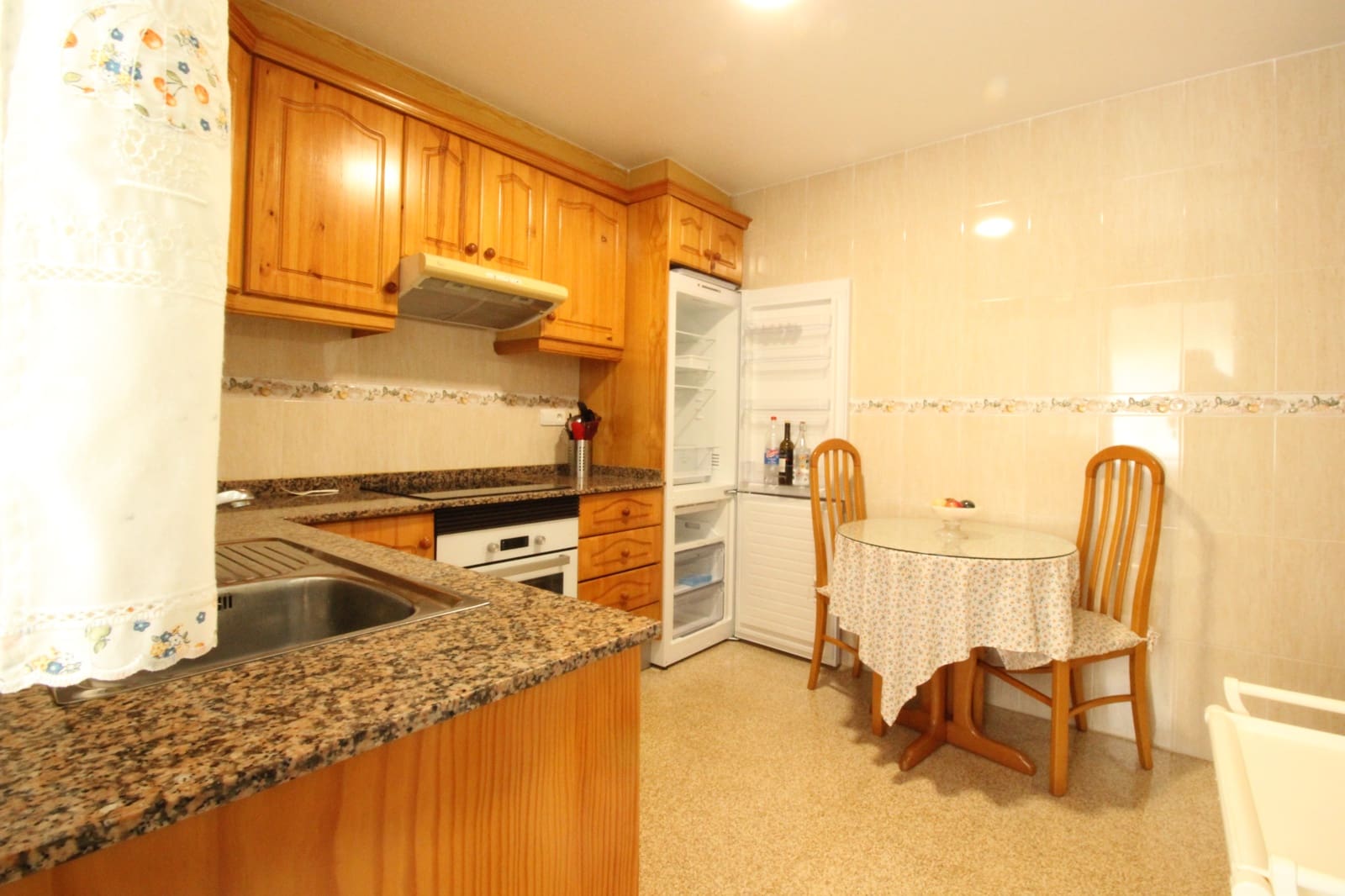 3 chambre Appartement à vendre à Guardamar del Segura avec garage - 210 000 € (Ref: 9715475)