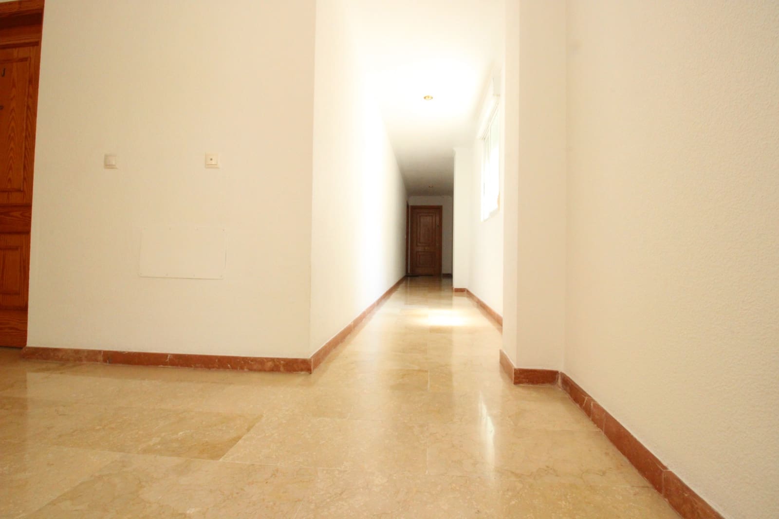 3 chambre Appartement à vendre à Guardamar del Segura avec garage - 210 000 € (Ref: 9715475)