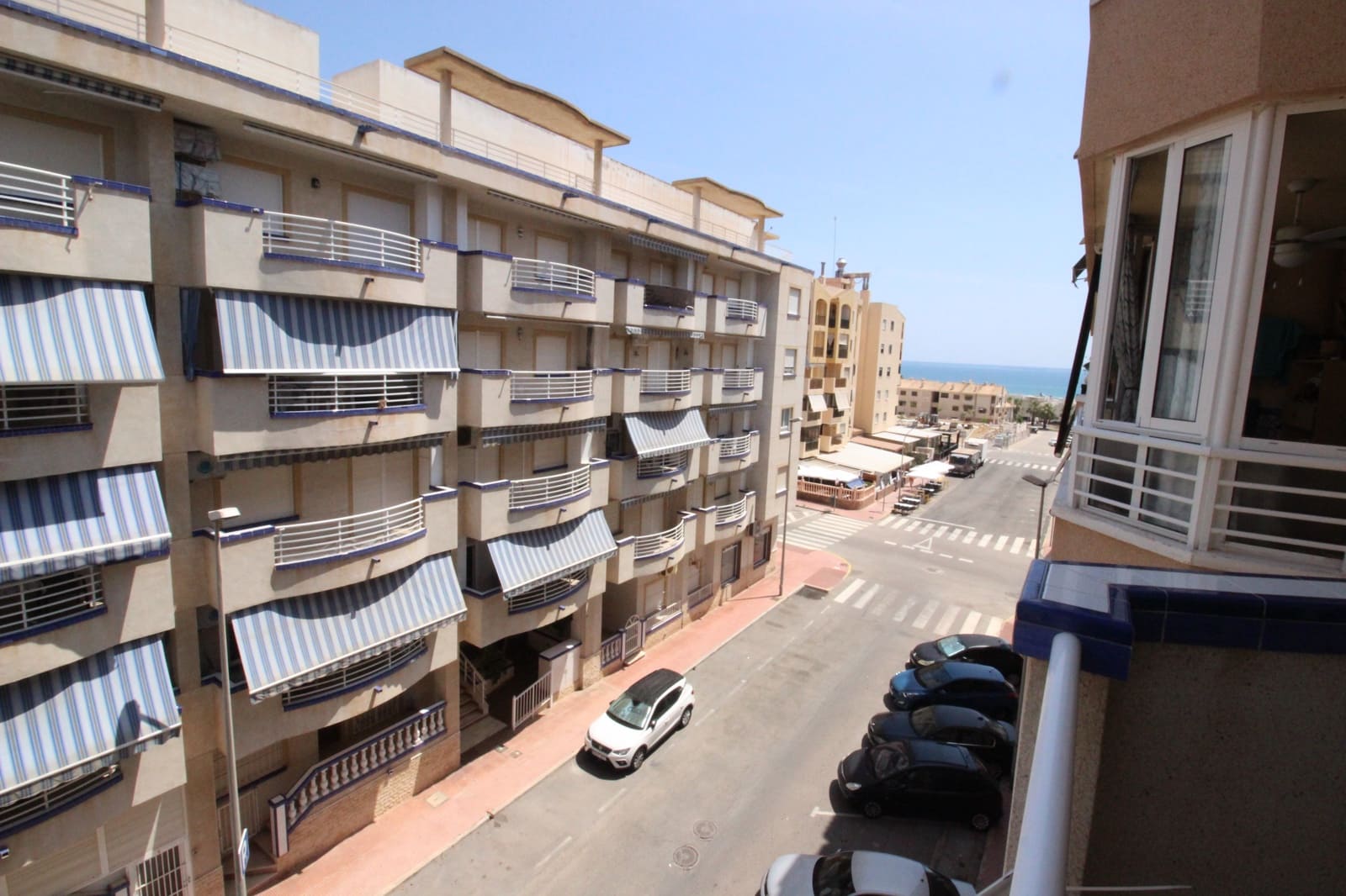 3 chambre Appartement à vendre à Guardamar del Segura avec garage - 210 000 € (Ref: 9715475)