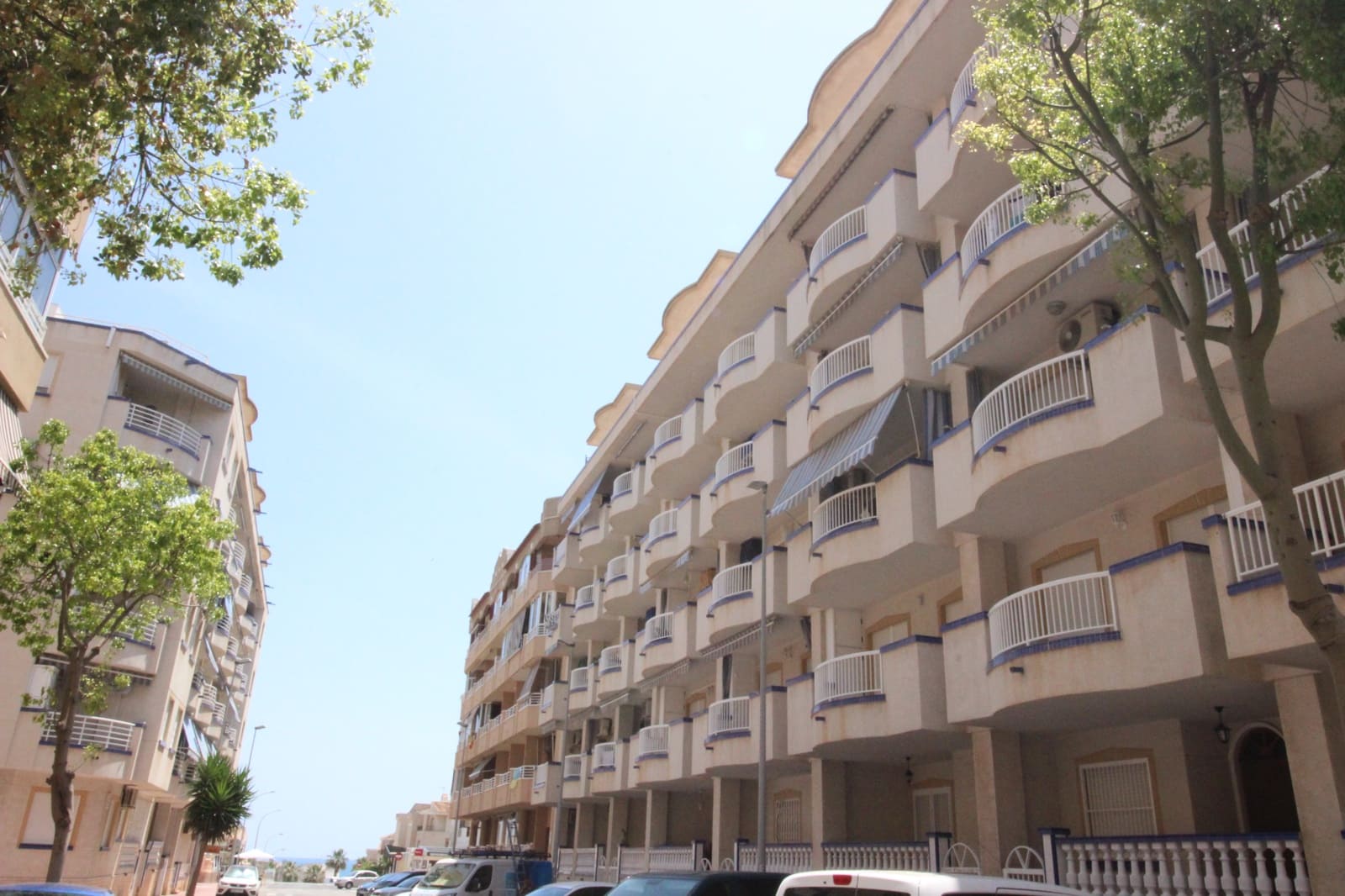 3 chambre Appartement à vendre à Guardamar del Segura avec garage - 210 000 € (Ref: 9715475)