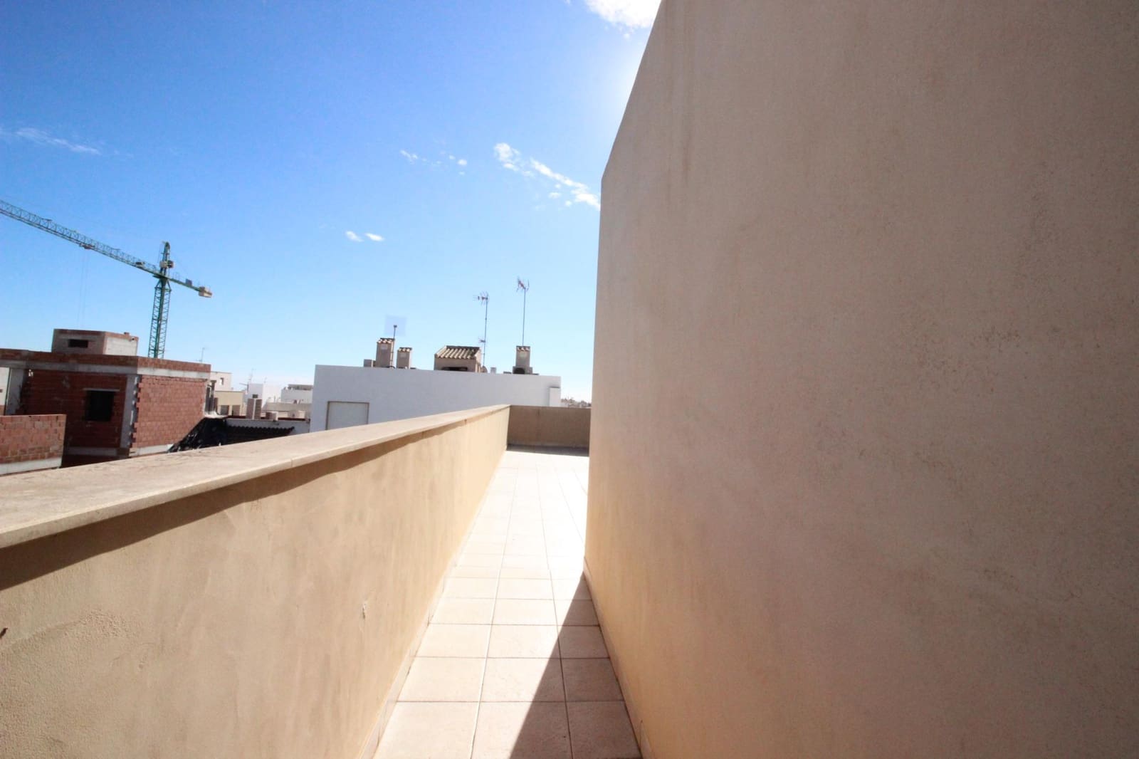 4 chambre Appartement à vendre à Guardamar del Segura avec garage - 345 000 € (Ref: 9720306)