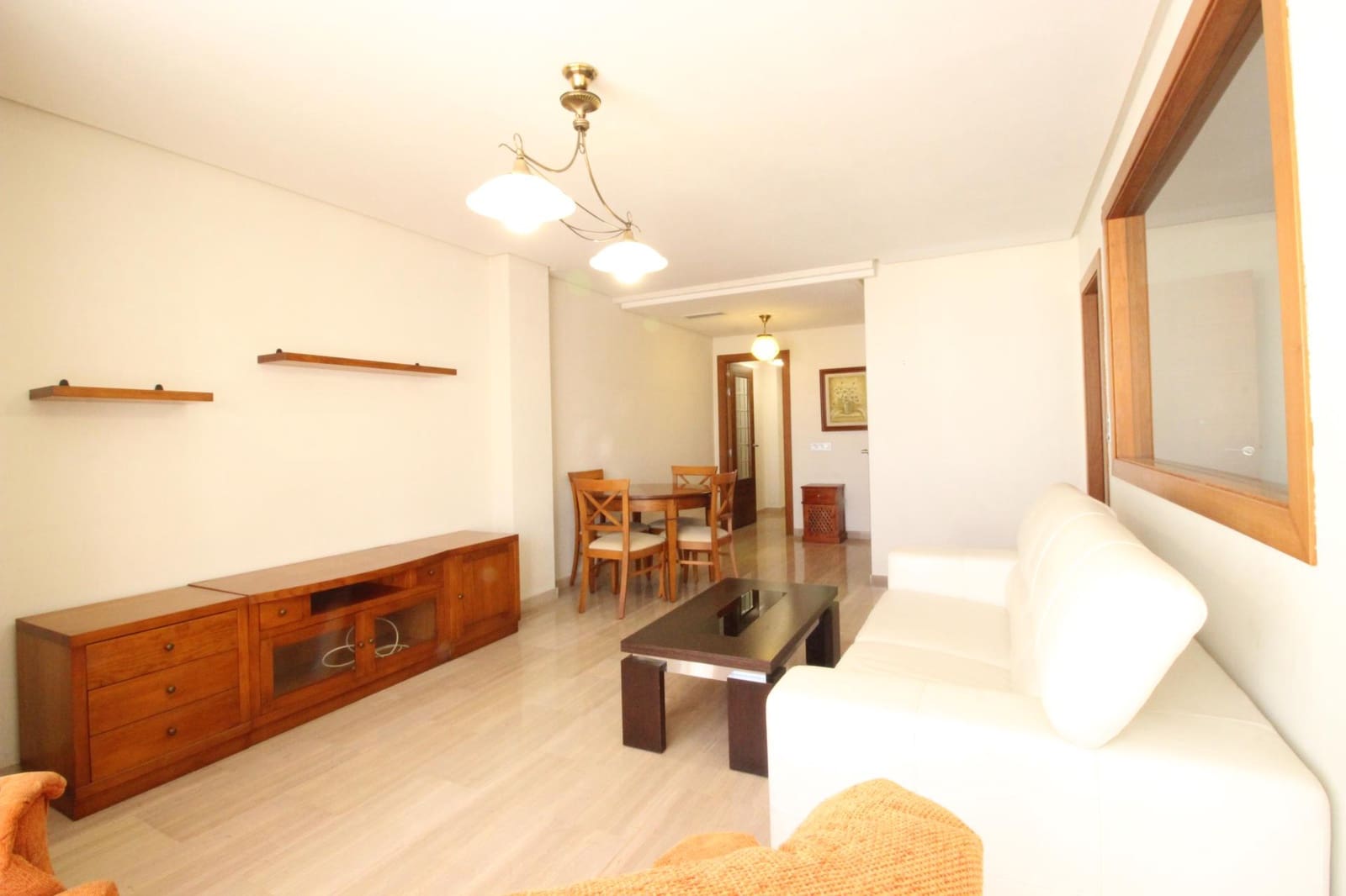 4 chambre Appartement à vendre à Guardamar del Segura avec garage - 345 000 € (Ref: 9720306)