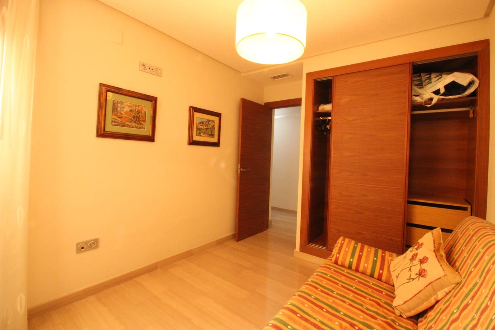 4 chambre Appartement à vendre à Guardamar del Segura avec garage - 345 000 € (Ref: 9720306)