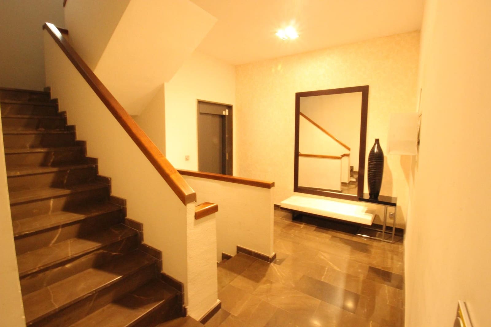 4 chambre Appartement à vendre à Guardamar del Segura avec garage - 345 000 € (Ref: 9720306)