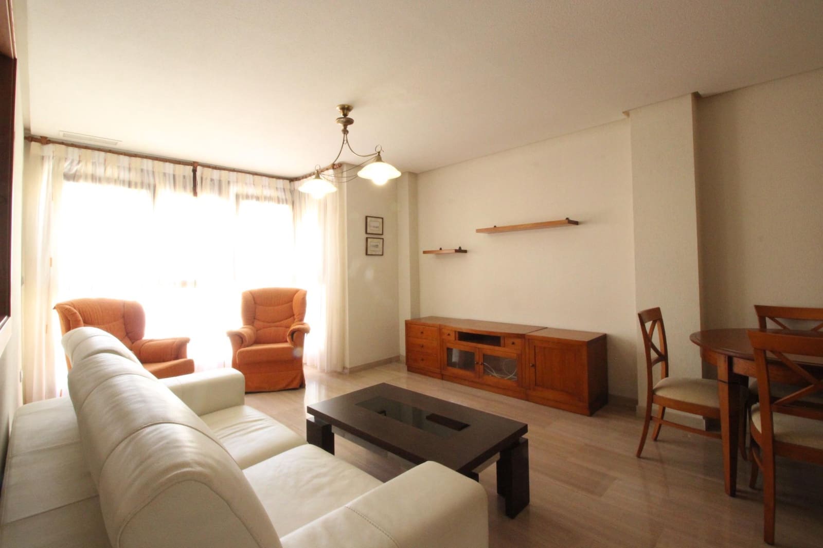 4 chambre Appartement à vendre à Guardamar del Segura avec garage - 345 000 € (Ref: 9720306)