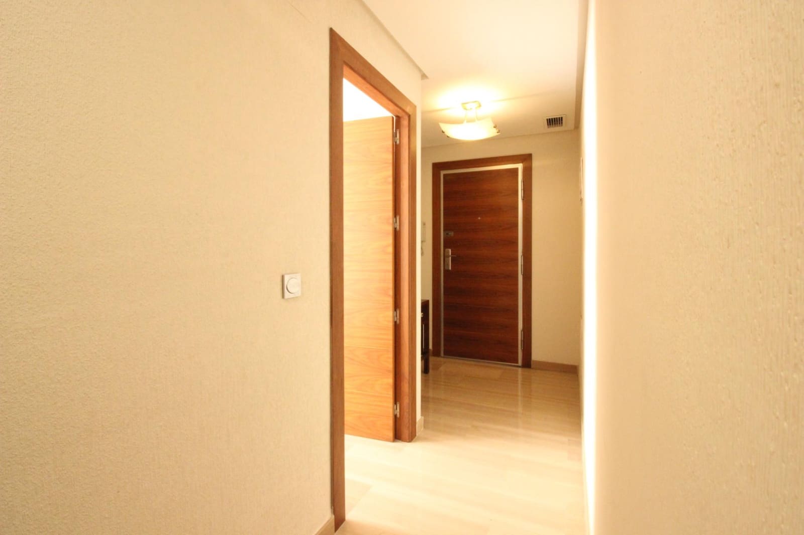 4 chambre Appartement à vendre à Guardamar del Segura avec garage - 345 000 € (Ref: 9720306)