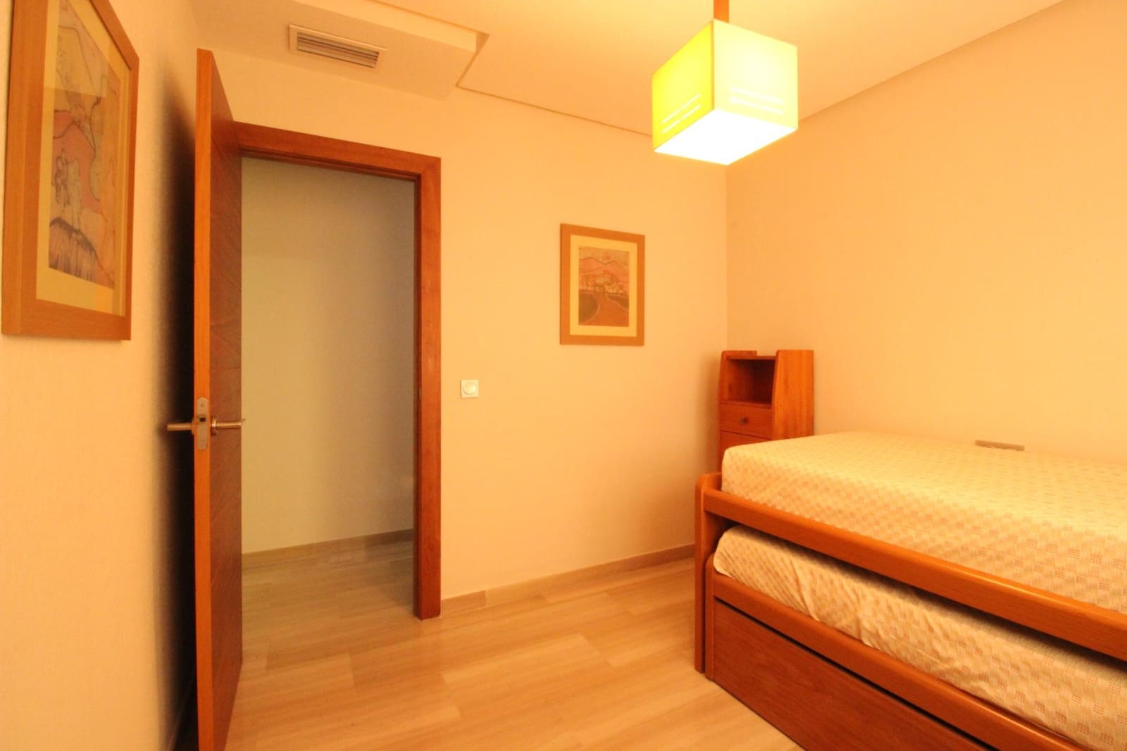 4 chambre Appartement à vendre à Guardamar del Segura avec garage - 345 000 € (Ref: 9720306)